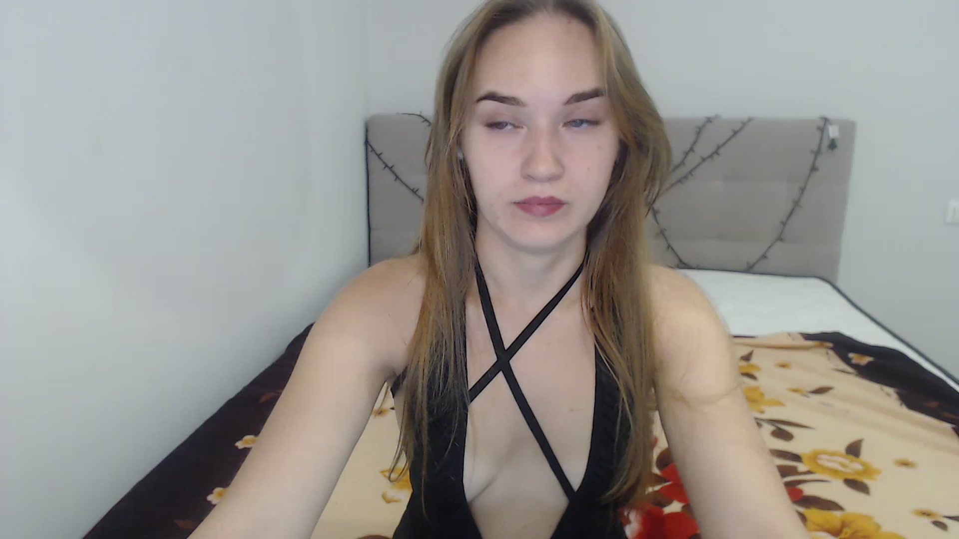 Gallery image thumbnail from samantamoons's myfreecams stream on, 08/11/2024, 19:54 image 16 of 20