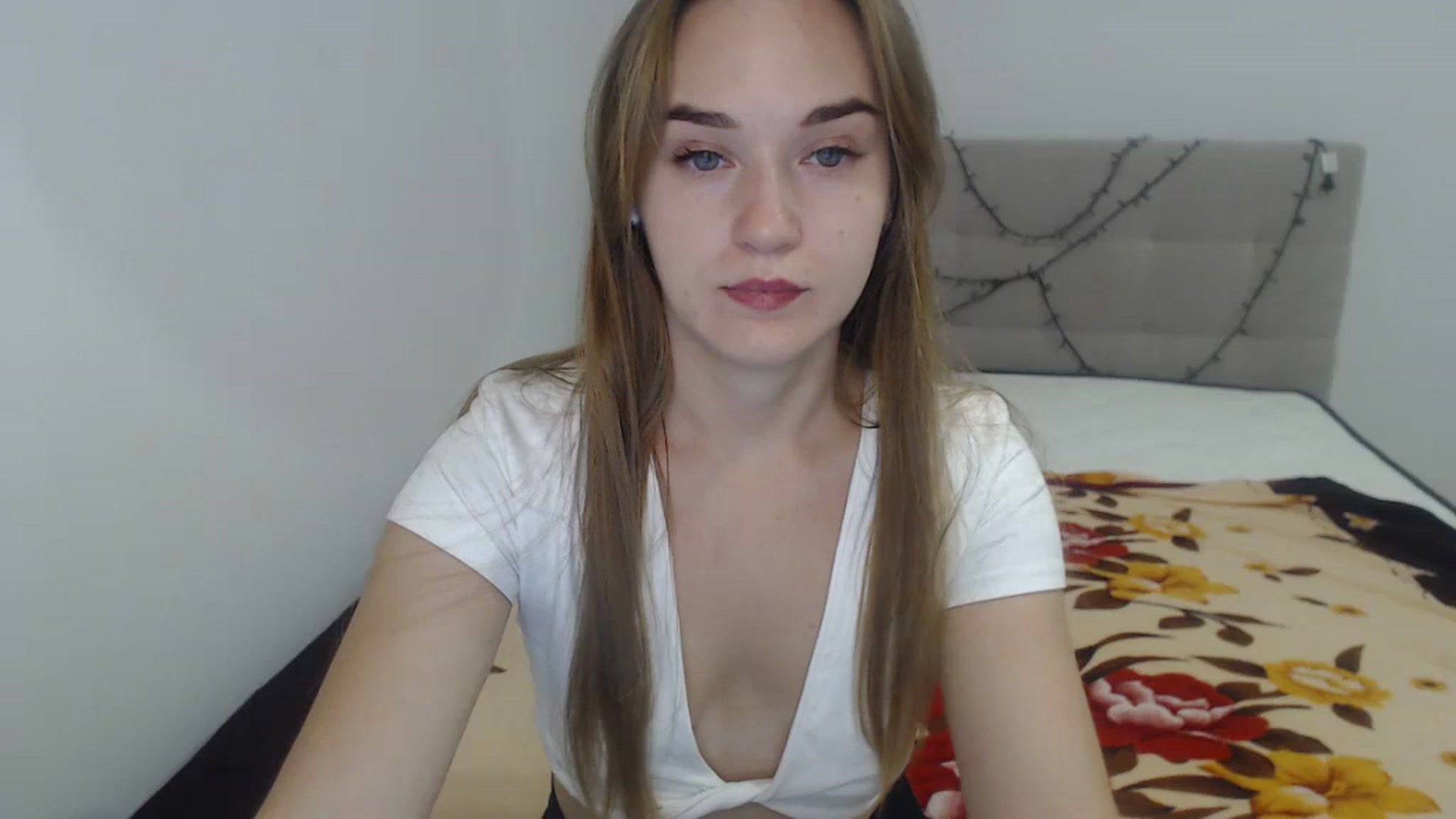 Gallery image thumbnail from samantamoons's myfreecams stream on, 08/11/2024, 22:58 image 10 of 20