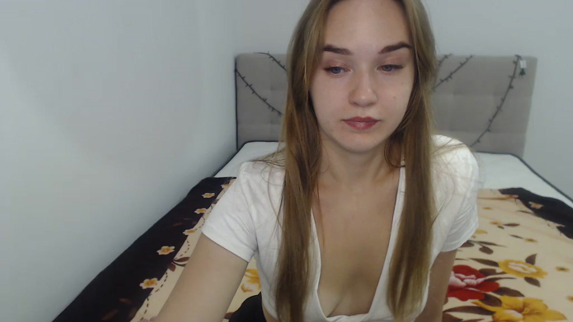 Gallery image thumbnail from samantamoons's myfreecams stream on, 08/11/2024, 22:58 image 18 of 20