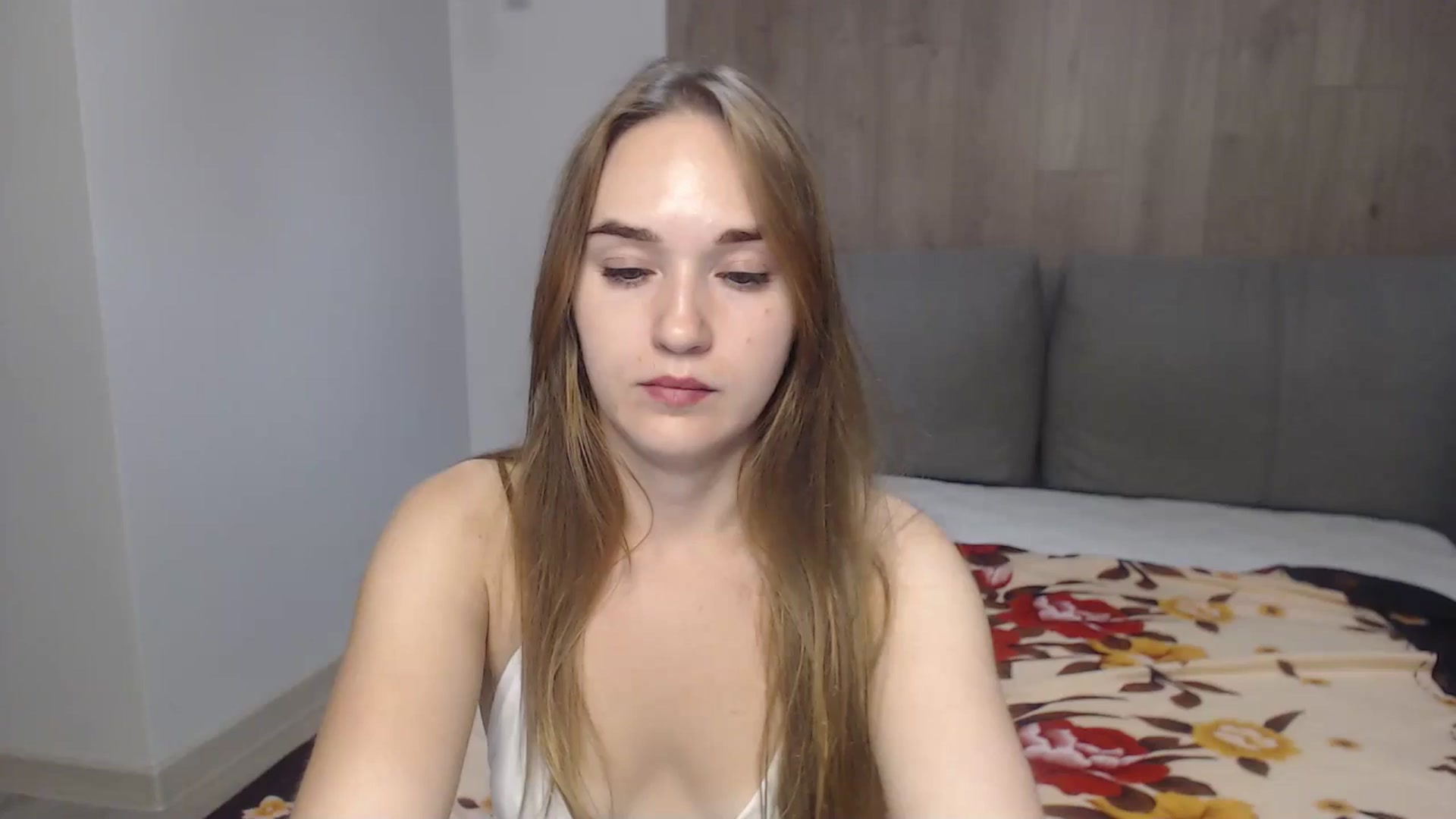 Gallery image thumbnail from samantamoons's myfreecams stream on, 08/12/2024, 22:34 image 12 of 20