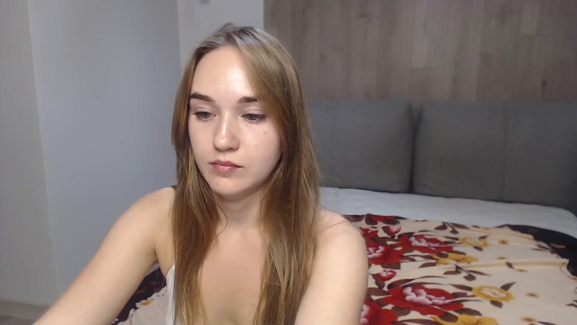 Gallery image thumbnail from samantamoons's myfreecams stream on, 08/12/2024, 22:34 image 3 of 20
