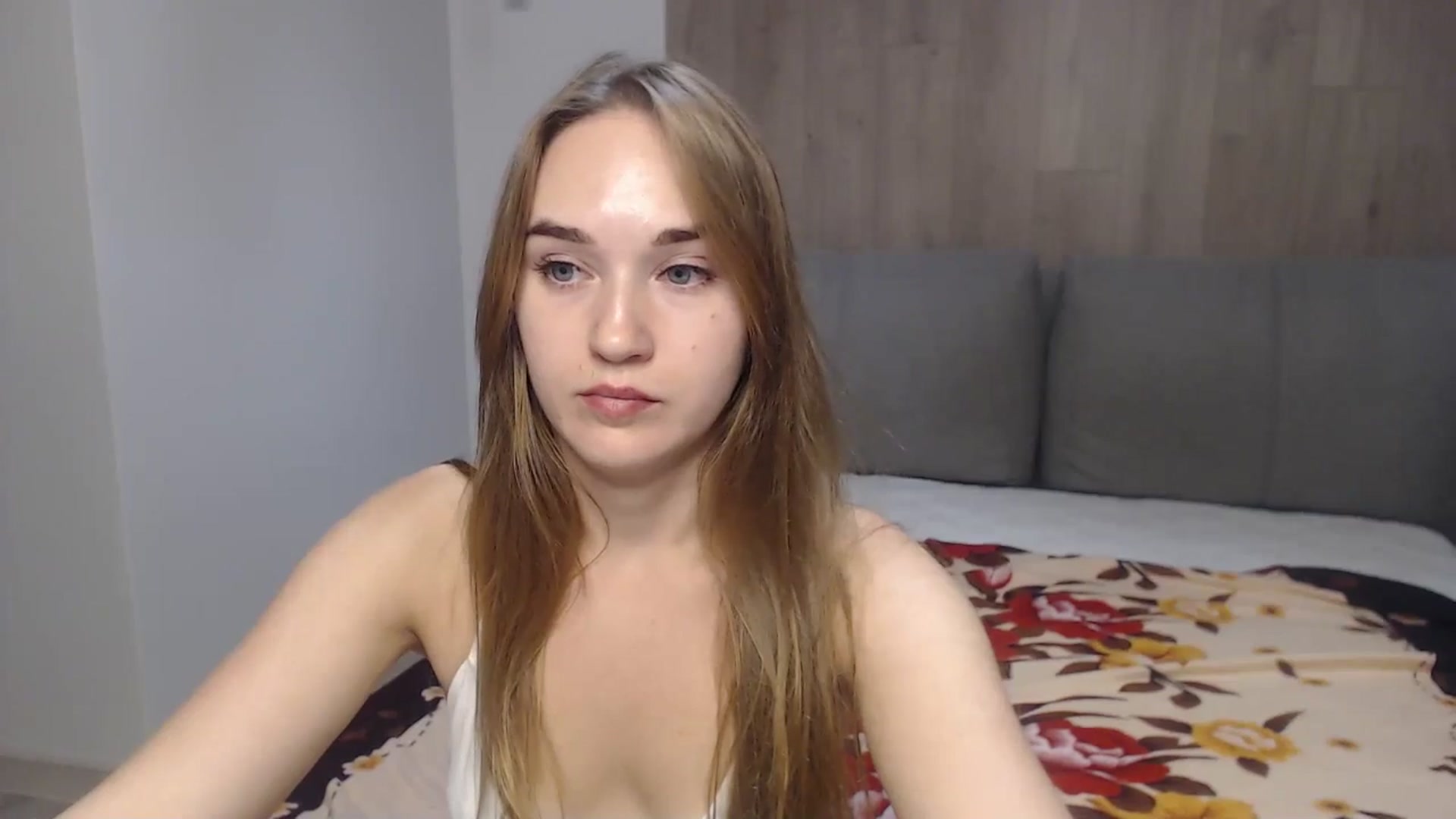 Gallery image thumbnail from samantamoons's myfreecams stream on, 08/12/2024, 22:34 image 5 of 20