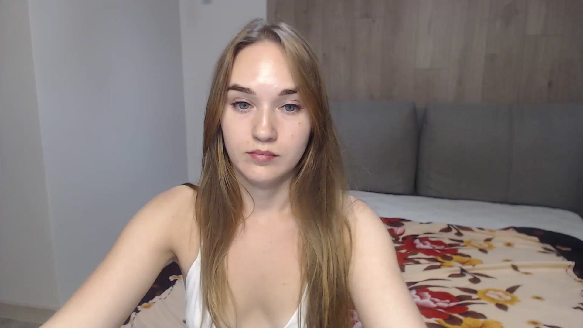 Gallery image thumbnail from samantamoons's myfreecams stream on, 08/12/2024, 22:34 image 4 of 20