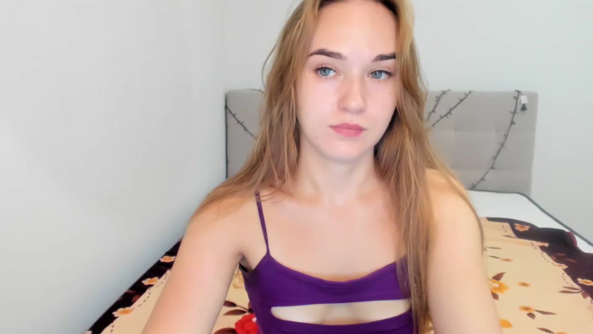 Gallery image thumbnail from samantamoons's myfreecams stream on, 08/13/2024, 09:27 image 11 of 20