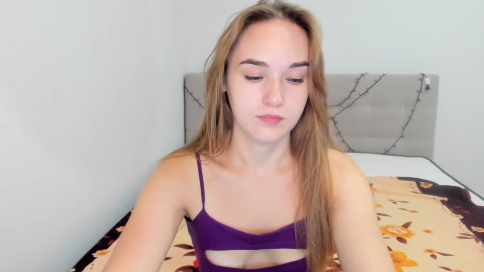 Gallery image thumbnail from samantamoons's myfreecams stream on, 08/13/2024, 09:27 image 4 of 20