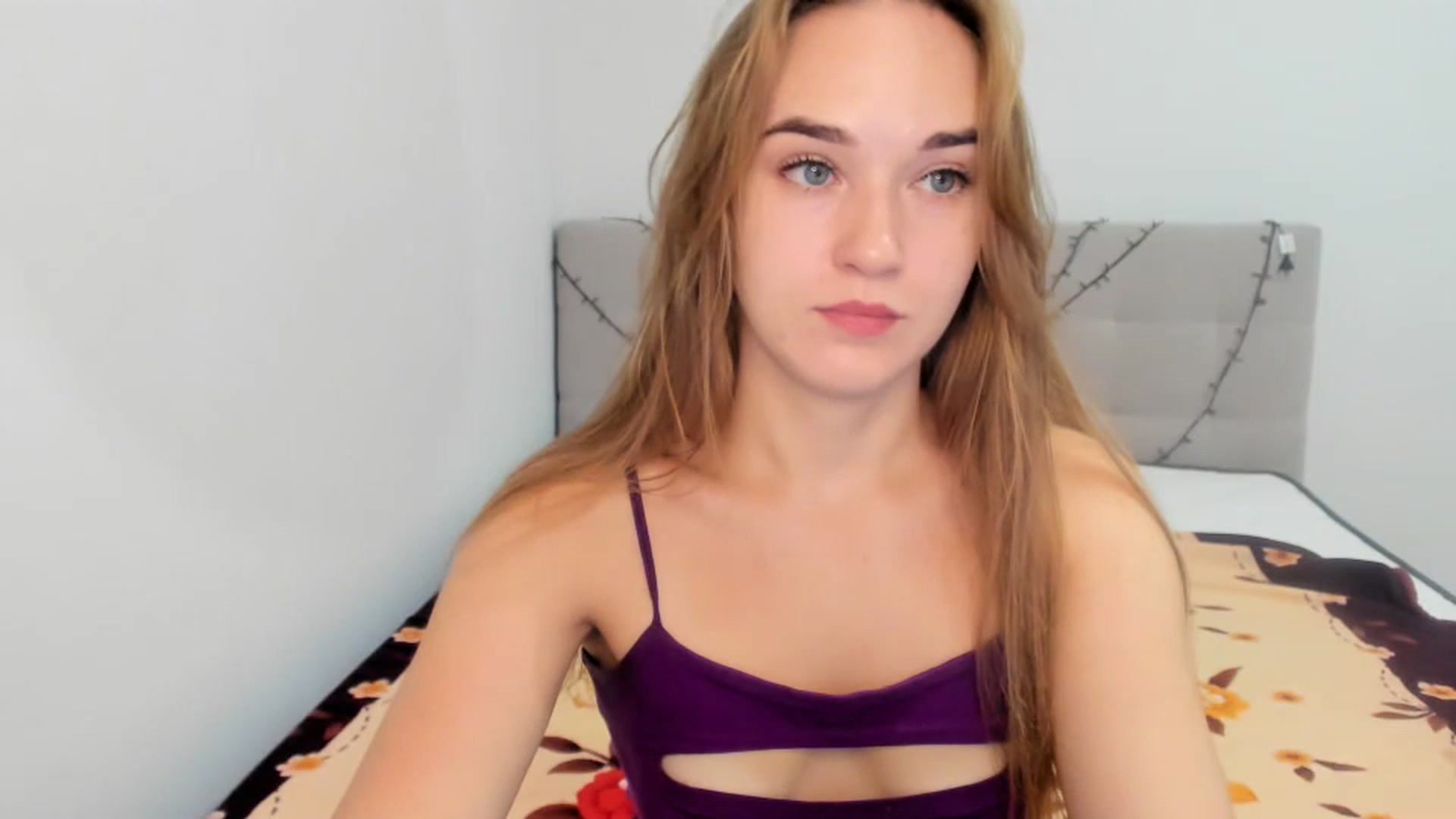 Gallery image thumbnail from samantamoons's myfreecams stream on, 08/13/2024, 09:27 image 12 of 20