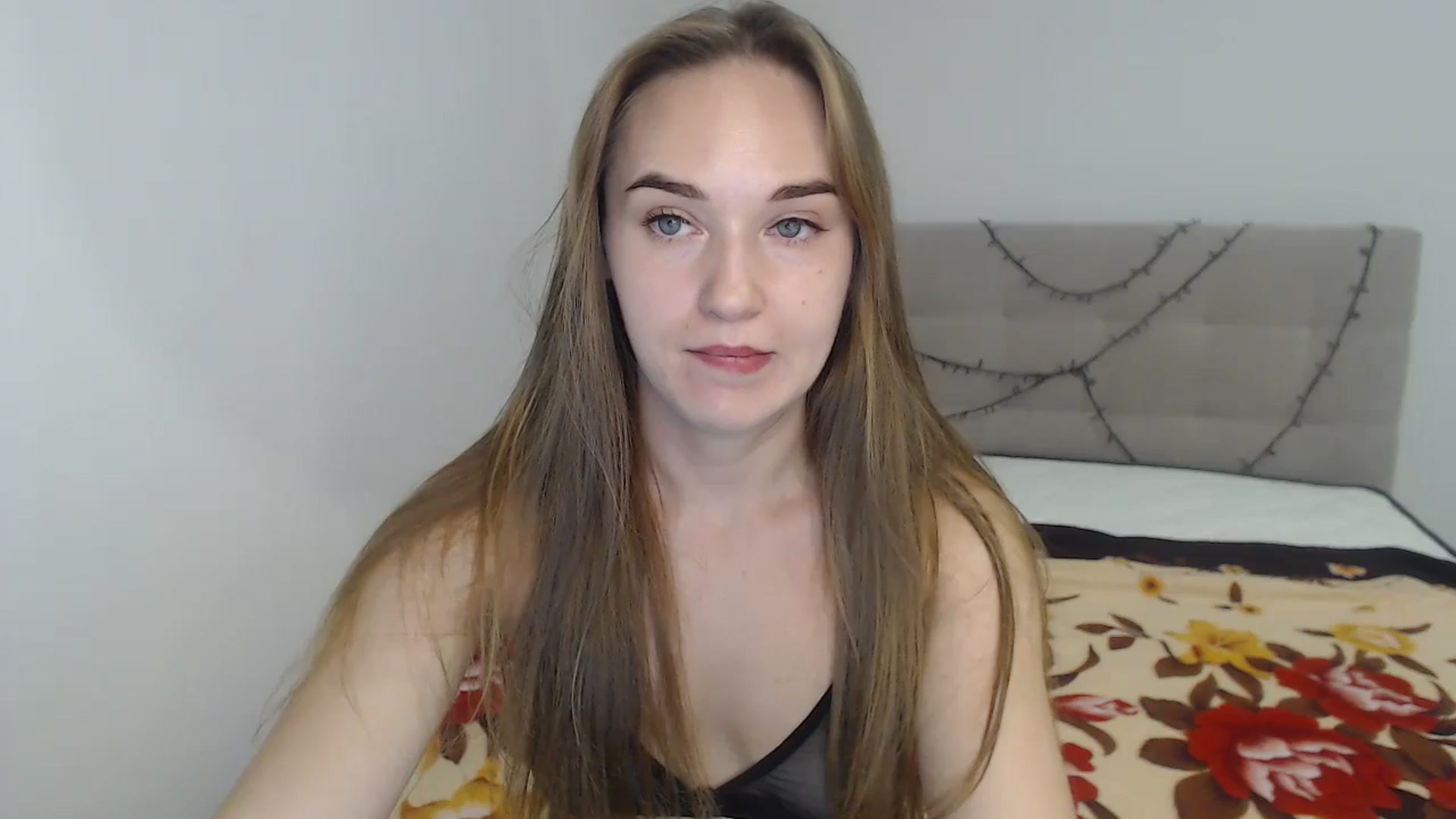 Gallery image thumbnail from samantamoons's myfreecams stream on, 08/17/2024, 19:28 image 3 of 20
