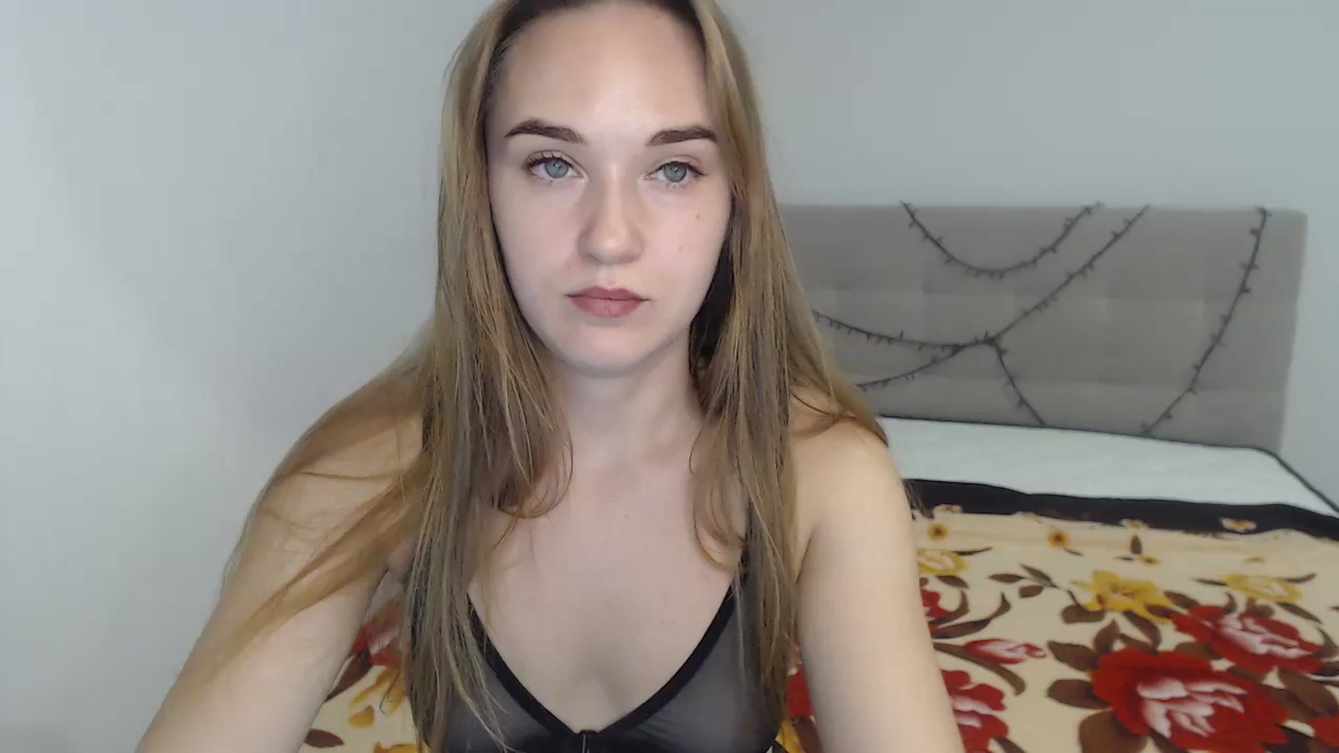 Gallery image thumbnail from samantamoons's myfreecams stream on, 08/17/2024, 19:28 image 13 of 20