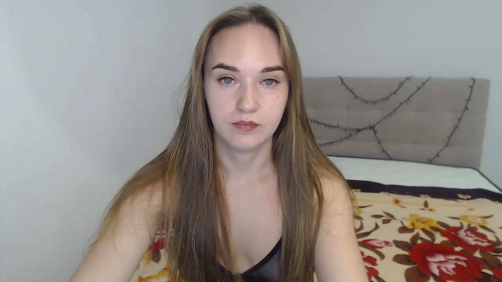 Gallery image thumbnail from samantamoons's myfreecams stream on, 08/17/2024, 19:28 image 7 of 20