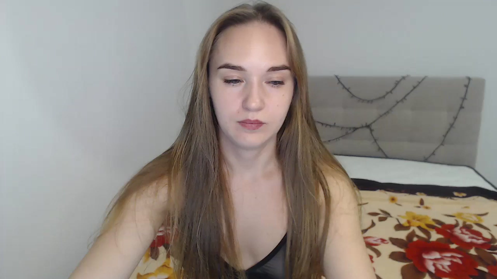 Gallery image thumbnail from samantamoons's myfreecams stream on, 08/17/2024, 19:28 image 6 of 20