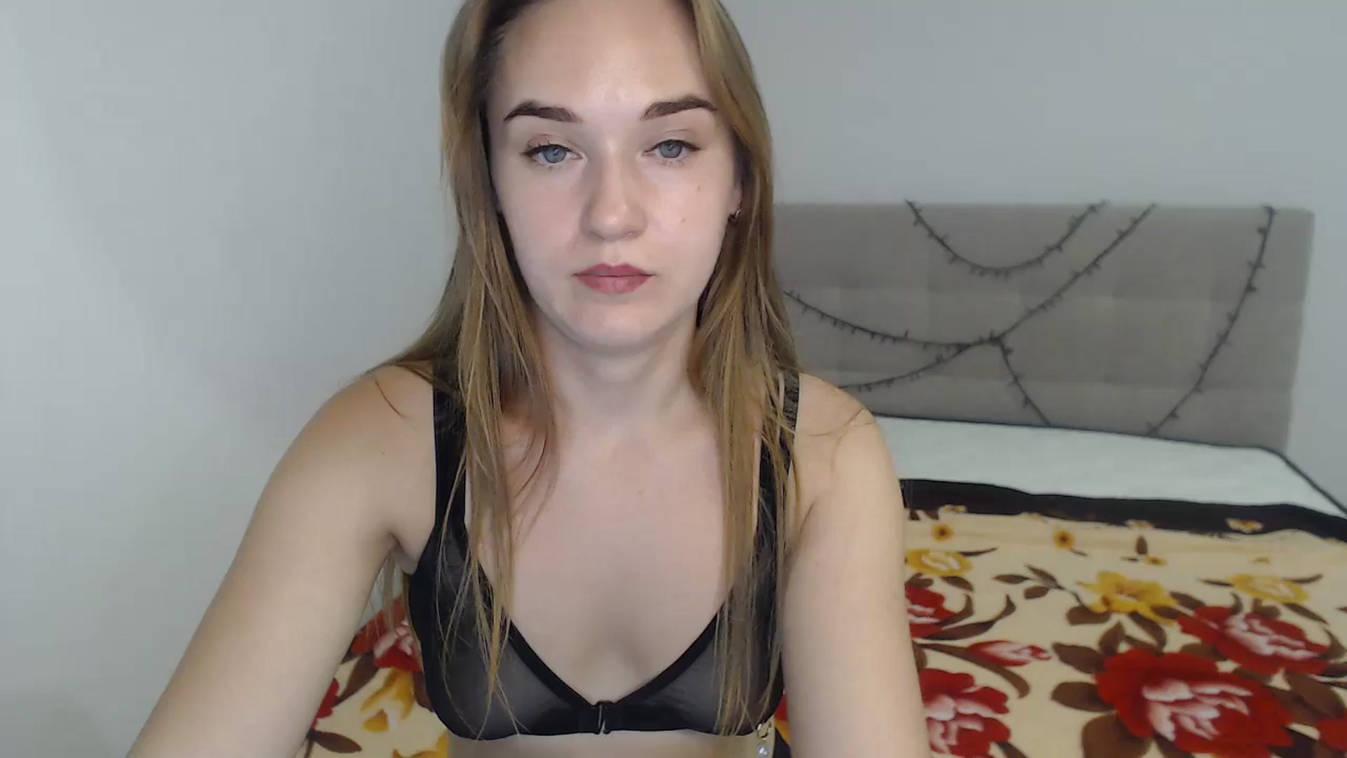 Gallery image thumbnail from samantamoons's myfreecams stream on, 08/17/2024, 20:19 image 9 of 20