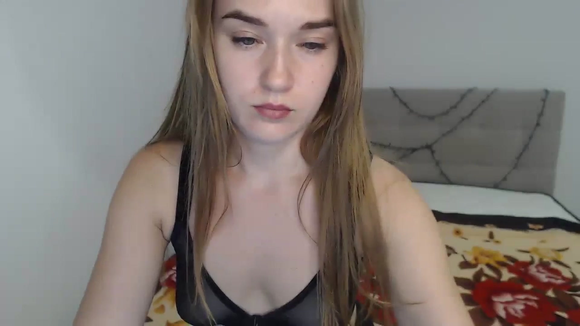 Gallery image thumbnail from samantamoons's myfreecams stream on, 08/17/2024, 20:19 image 5 of 20