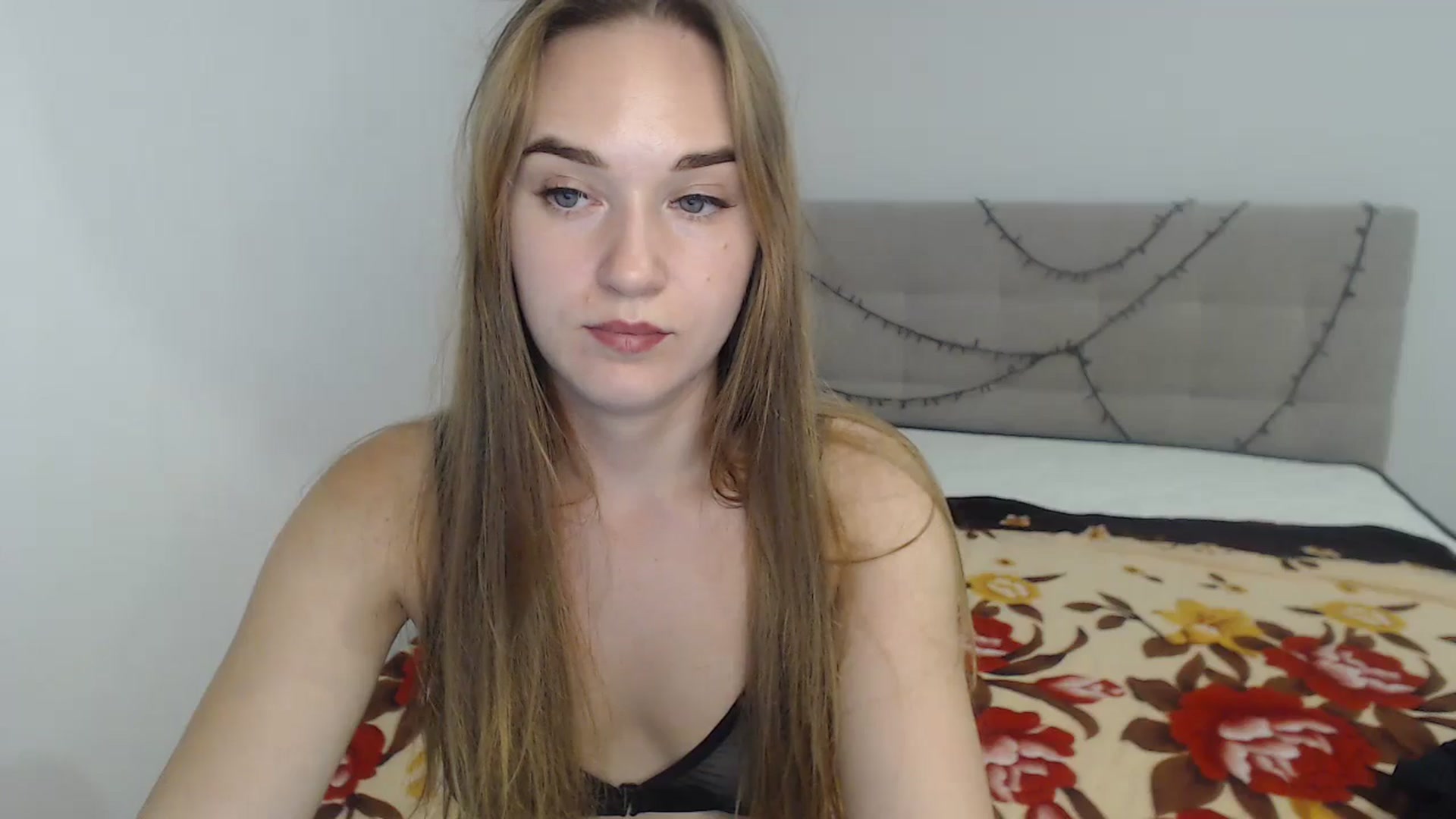 Gallery image thumbnail from samantamoons's myfreecams stream on, 08/17/2024, 21:03 image 5 of 20