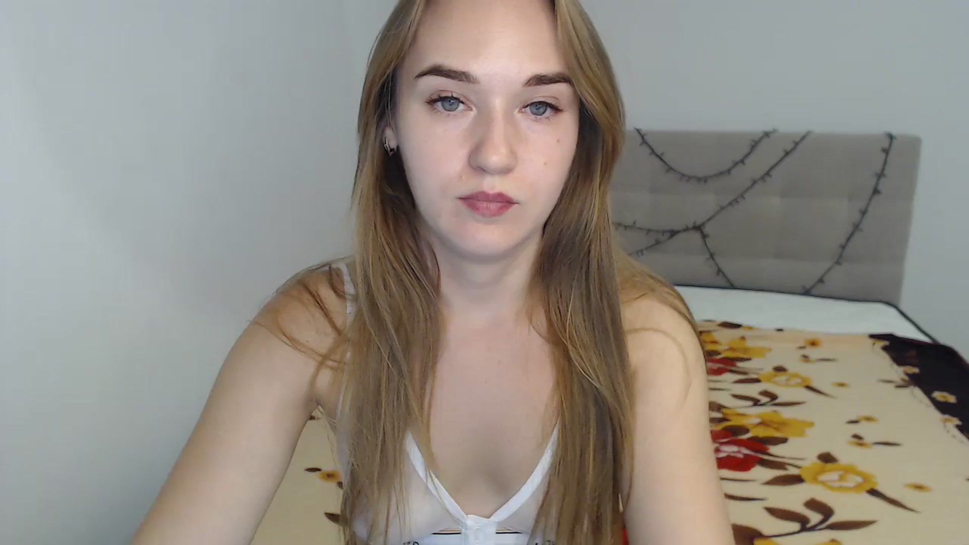 Gallery image thumbnail from samantamoons's myfreecams stream on, 08/20/2024, 19:46 image 6 of 20