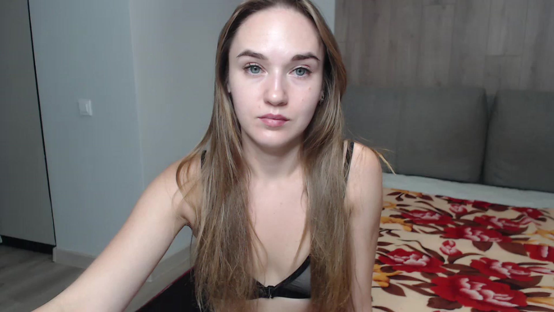 Gallery image thumbnail from samantamoons's myfreecams stream on, 08/20/2024, 21:07 image 4 of 20