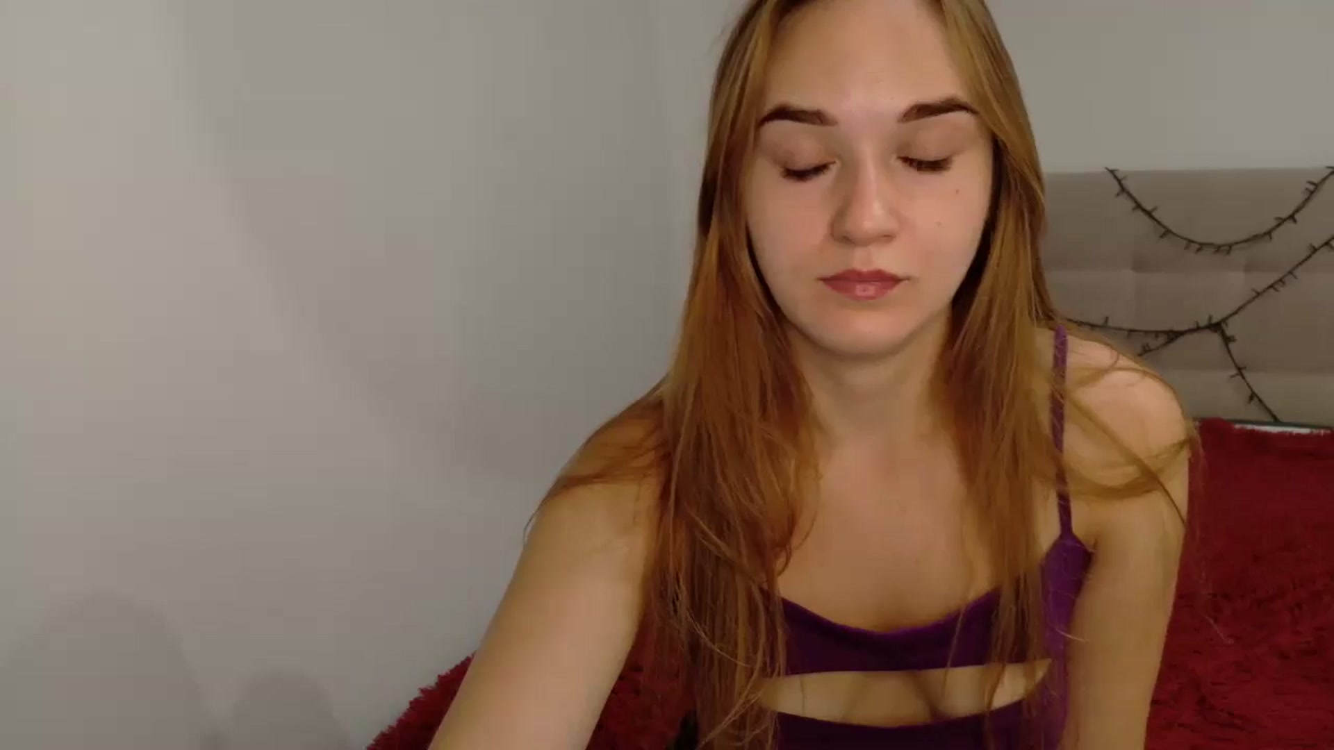 Gallery image thumbnail from samantamoons's myfreecams stream on, 08/22/2024, 22:40 image 14 of 20