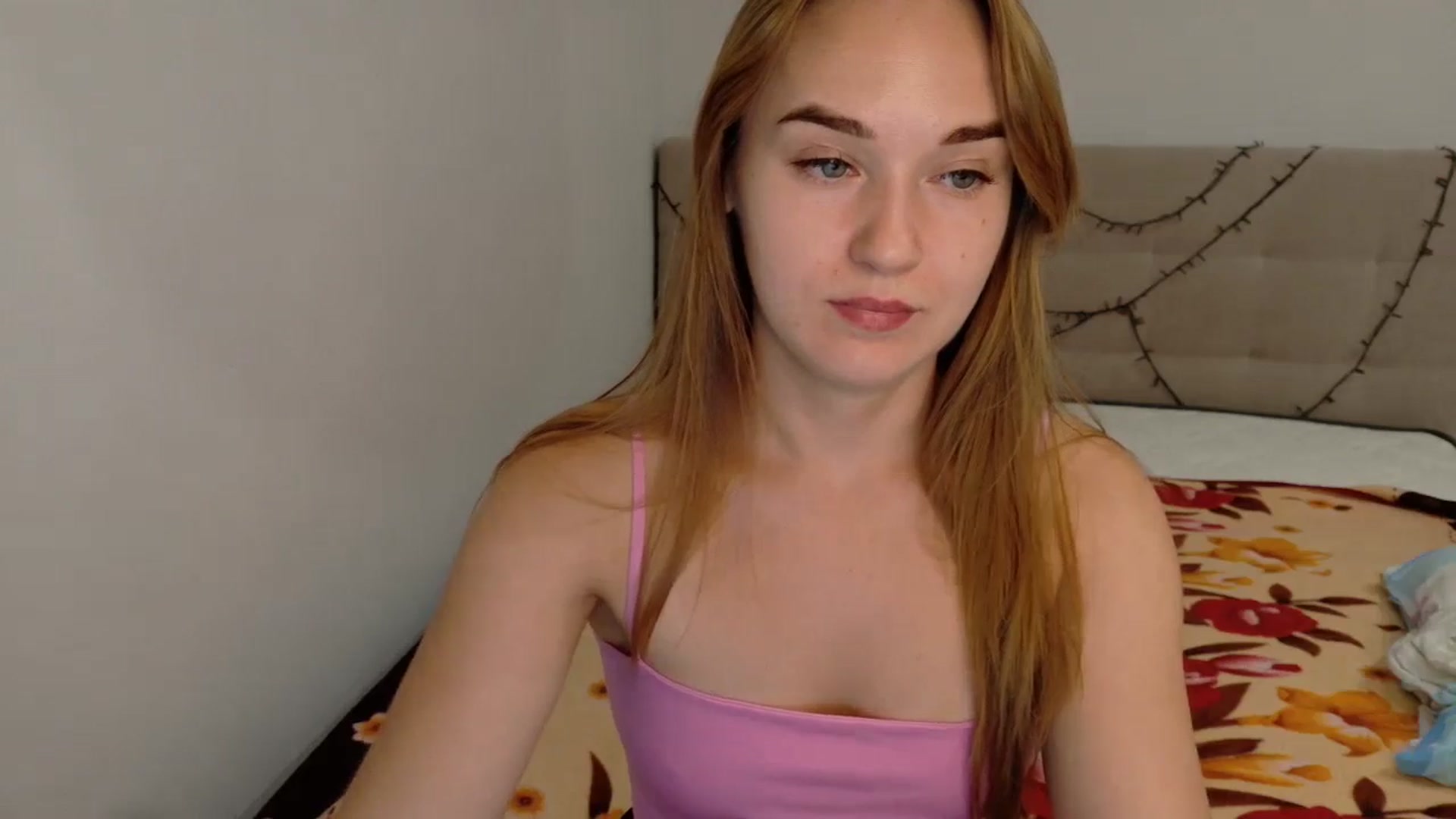 Gallery image thumbnail from samantamoons's myfreecams stream on, 08/25/2024, 18:24 image 4 of 20
