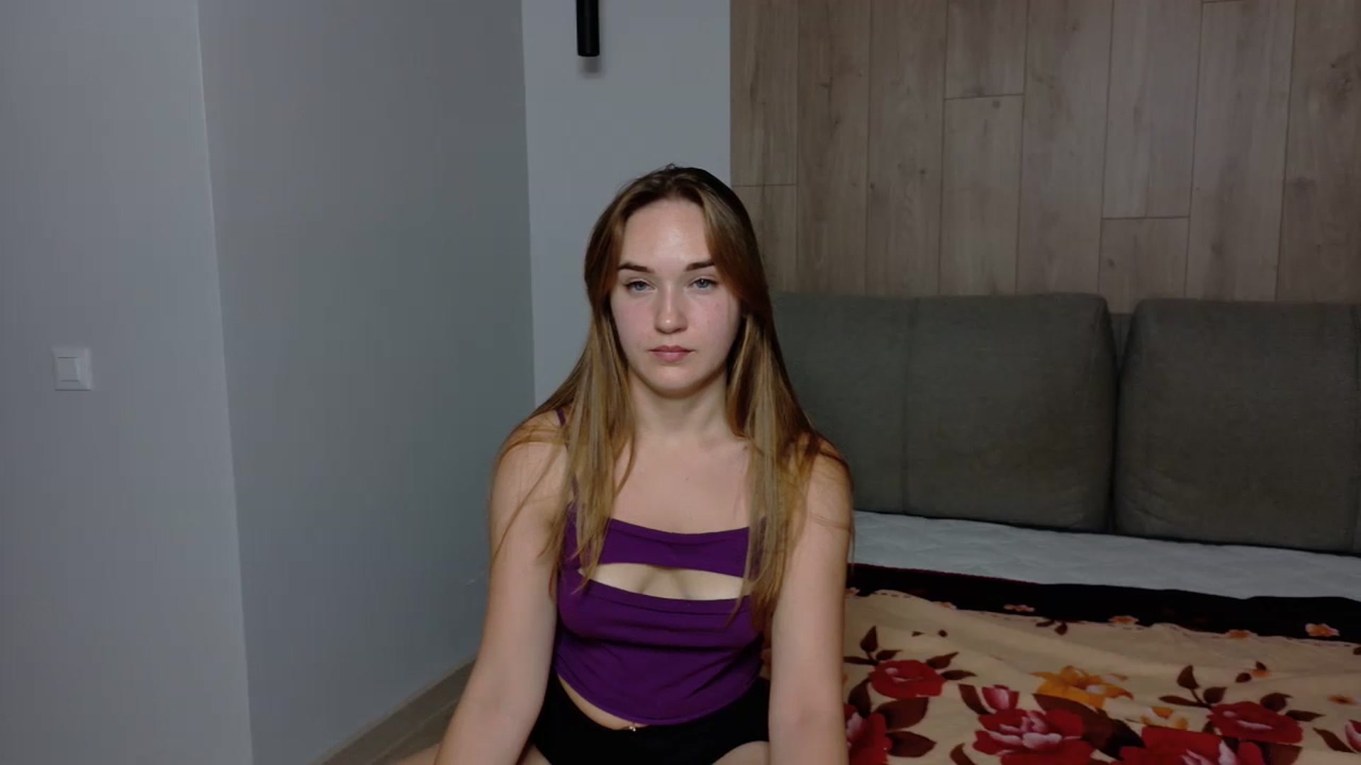 Gallery image thumbnail from samantamoons's myfreecams stream on, 08/29/2024, 19:26 image 12 of 20