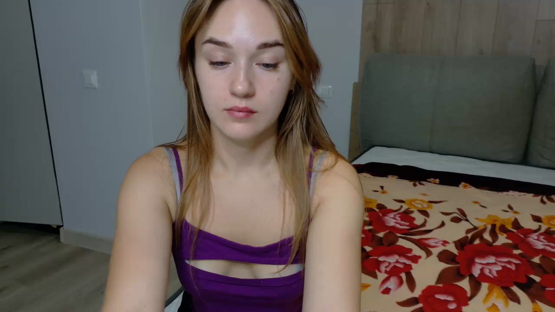 Gallery image thumbnail from samantamoons's myfreecams stream on, 09/01/2024, 20:55 image 14 of 20