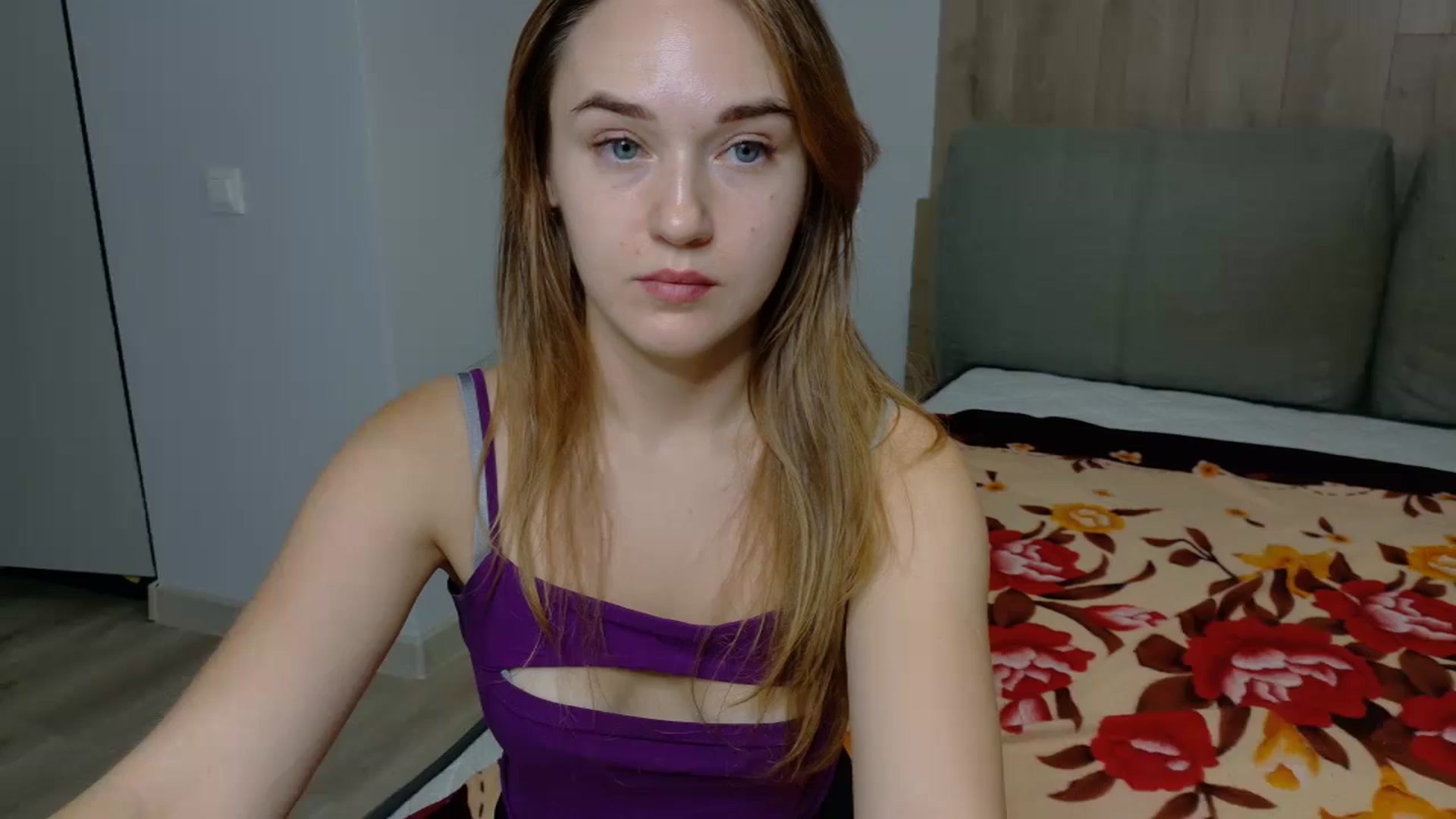 Gallery image thumbnail from samantamoons's myfreecams stream on, 09/01/2024, 21:10 image 13 of 20