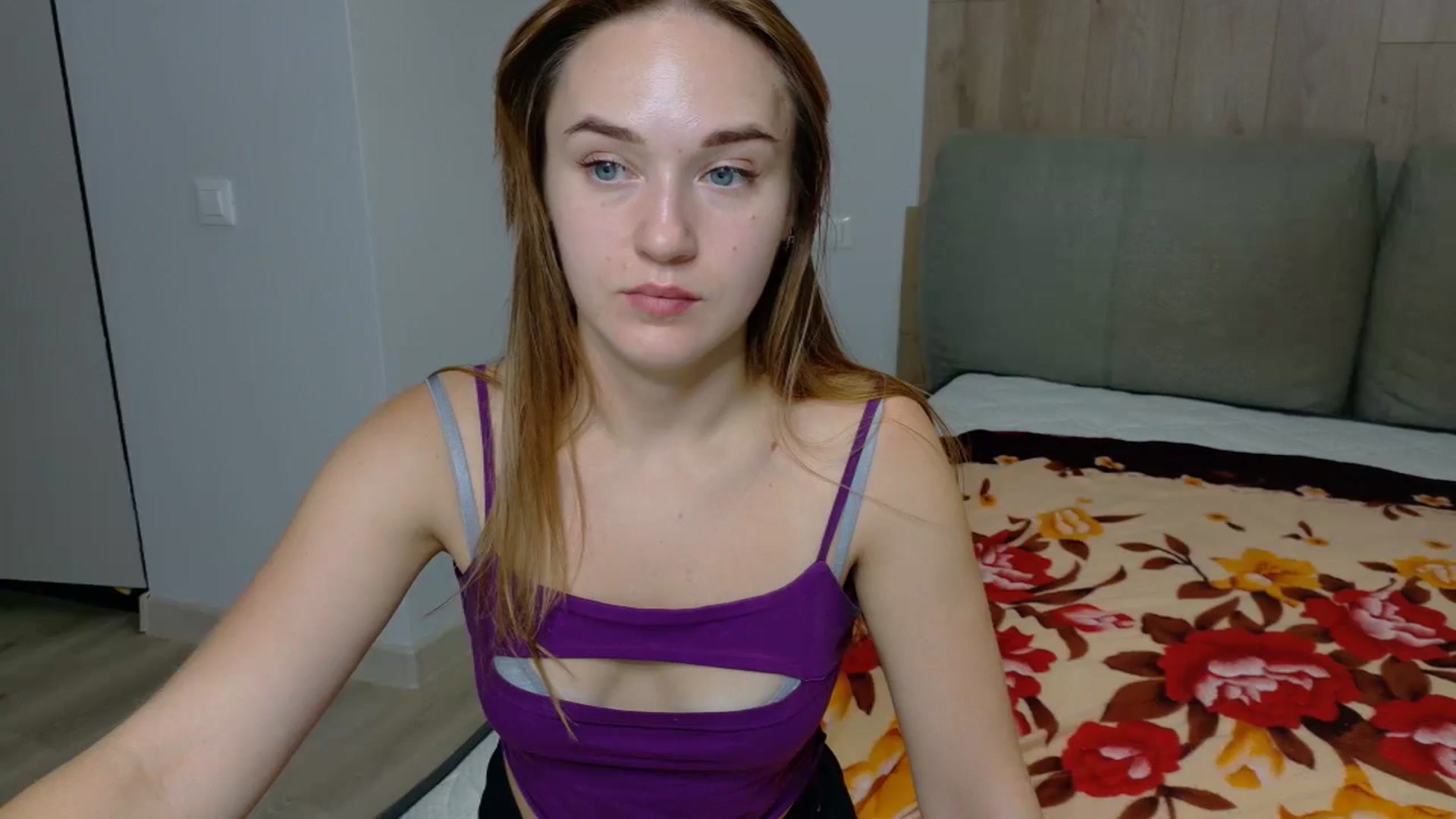 Gallery image thumbnail from samantamoons's myfreecams stream on, 09/01/2024, 23:13 image 13 of 20