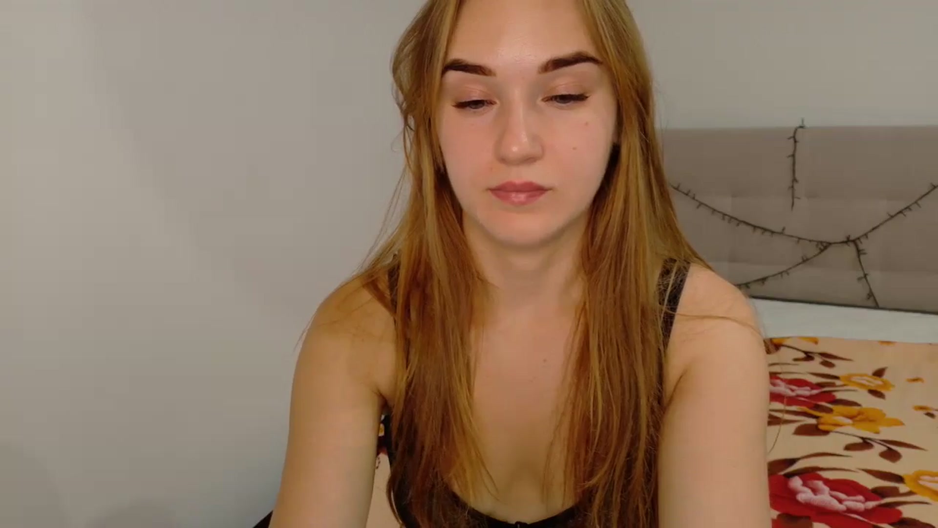 Gallery image thumbnail from samantamoons's myfreecams stream on, 09/04/2024, 19:47 image 20 of 20