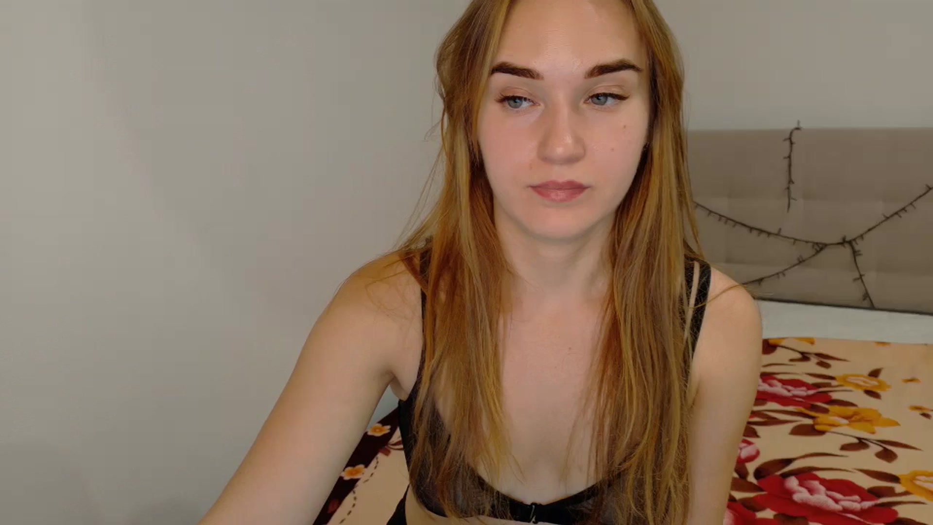 Gallery image thumbnail from samantamoons's myfreecams stream on, 09/04/2024, 19:47 image 18 of 20