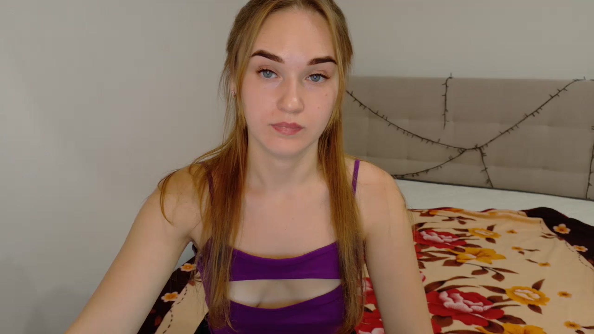 Gallery image thumbnail from samantamoons's myfreecams stream on, 09/04/2024, 21:00 image 11 of 20