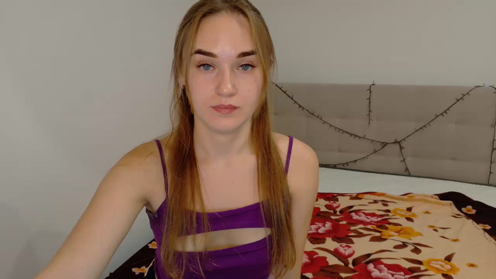 Gallery image thumbnail from samantamoons's myfreecams stream on, 09/04/2024, 21:46 image 17 of 20