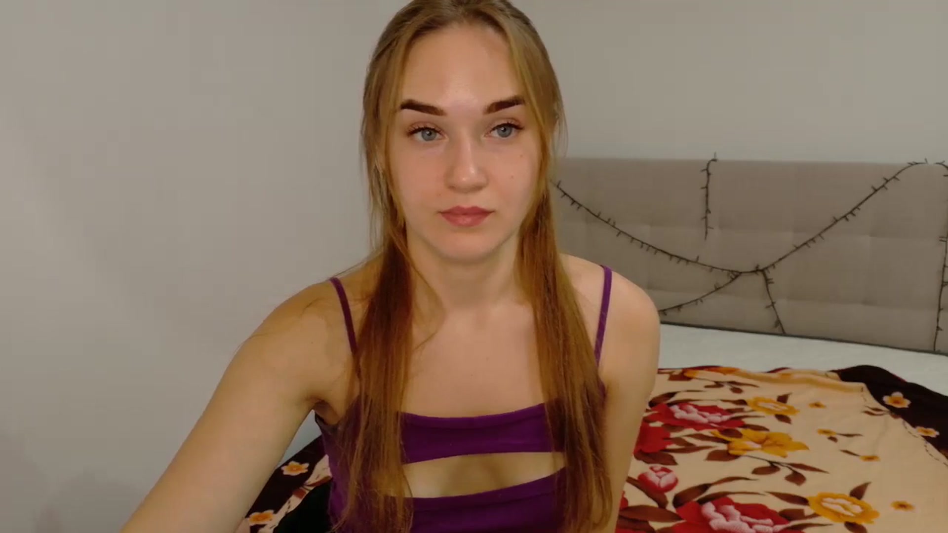 Gallery image thumbnail from samantamoons's myfreecams stream on, 09/04/2024, 21:46 image 15 of 20