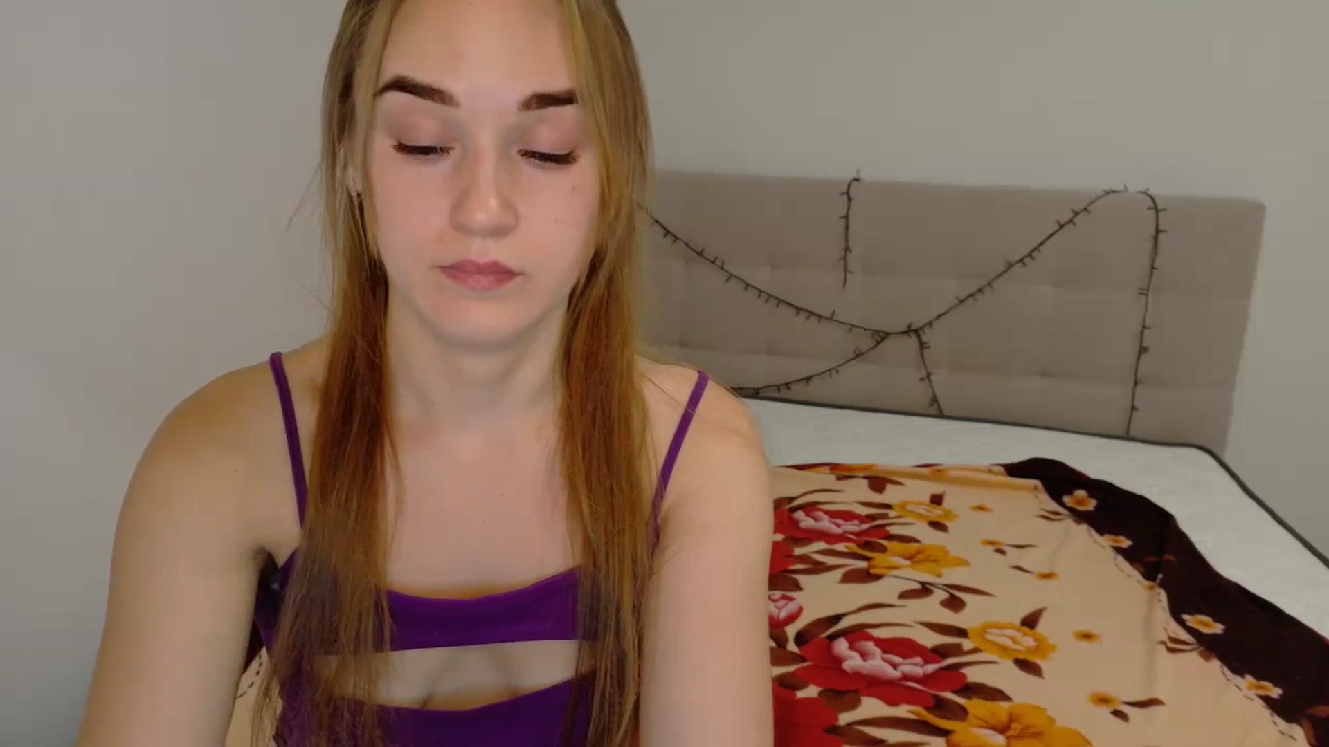 Gallery image thumbnail from samantamoons's myfreecams stream on, 09/04/2024, 23:36 image 11 of 20