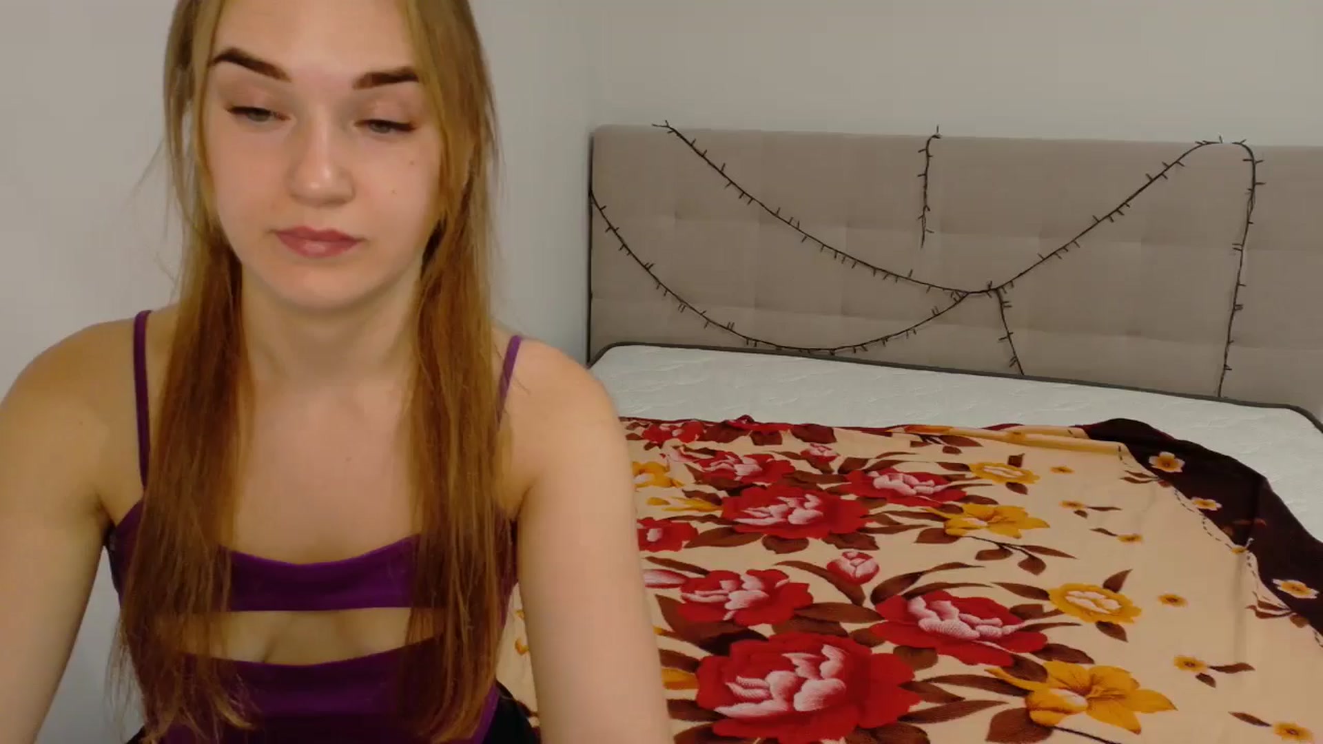 Gallery image thumbnail from samantamoons's myfreecams stream on, 09/04/2024, 23:36 image 16 of 20