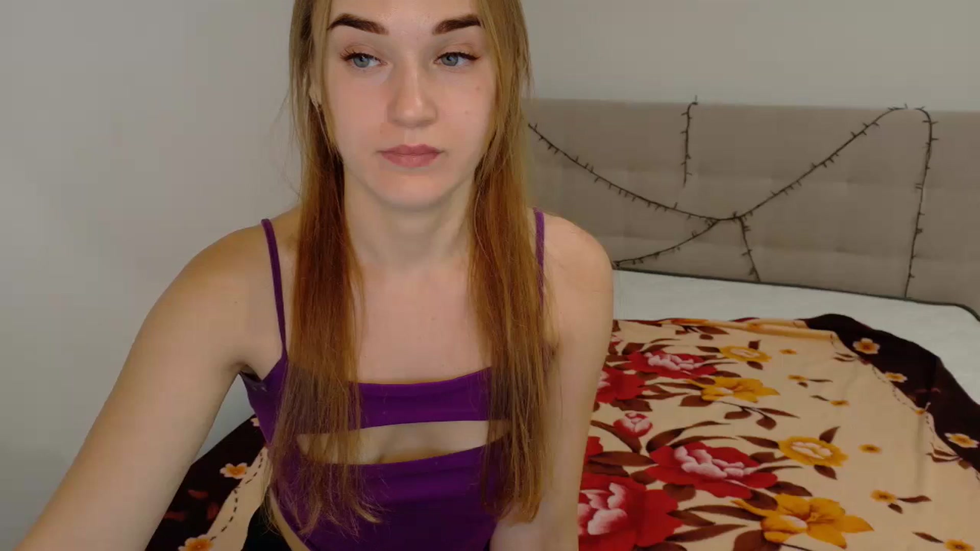 Gallery image thumbnail from samantamoons's myfreecams stream on, 09/04/2024, 23:36 image 14 of 20