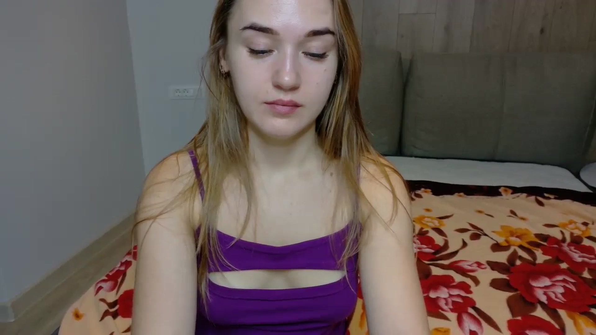 Gallery image thumbnail from samantamoons's myfreecams stream on, 09/08/2024, 19:50 image 16 of 20