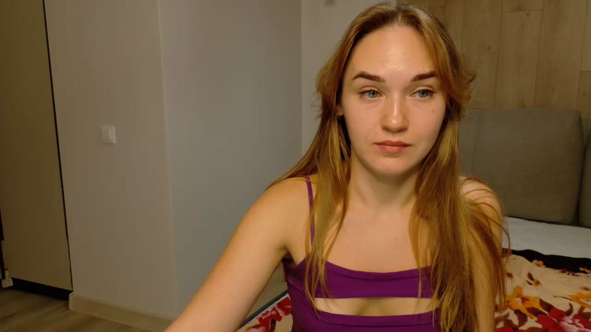 Gallery image thumbnail from samantamoons's myfreecams stream on, 09/08/2024, 21:58 image 17 of 20