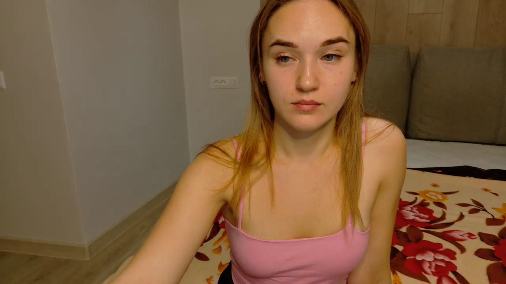 Gallery image thumbnail from samantamoons's myfreecams stream on, 09/09/2024, 20:42 image 2 of 20