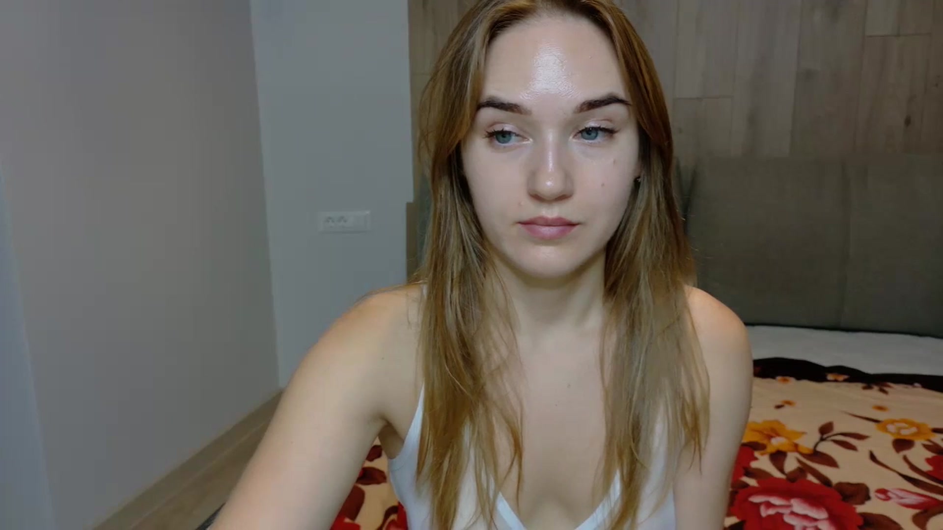 Gallery image thumbnail from samantamoons's myfreecams stream on, 09/10/2024, 21:21 image 15 of 20