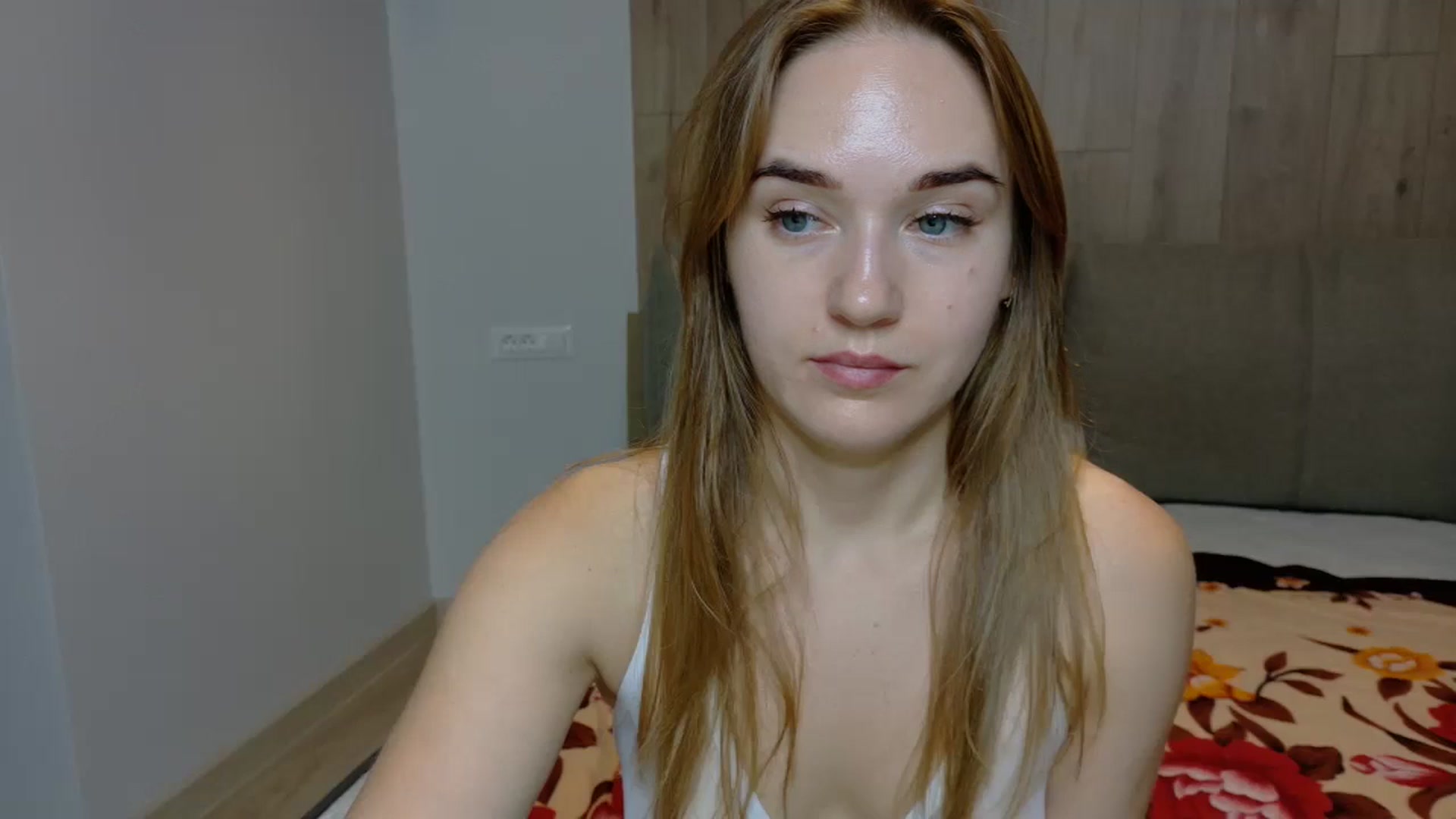 Gallery image thumbnail from samantamoons's myfreecams stream on, 09/10/2024, 21:21 image 13 of 20