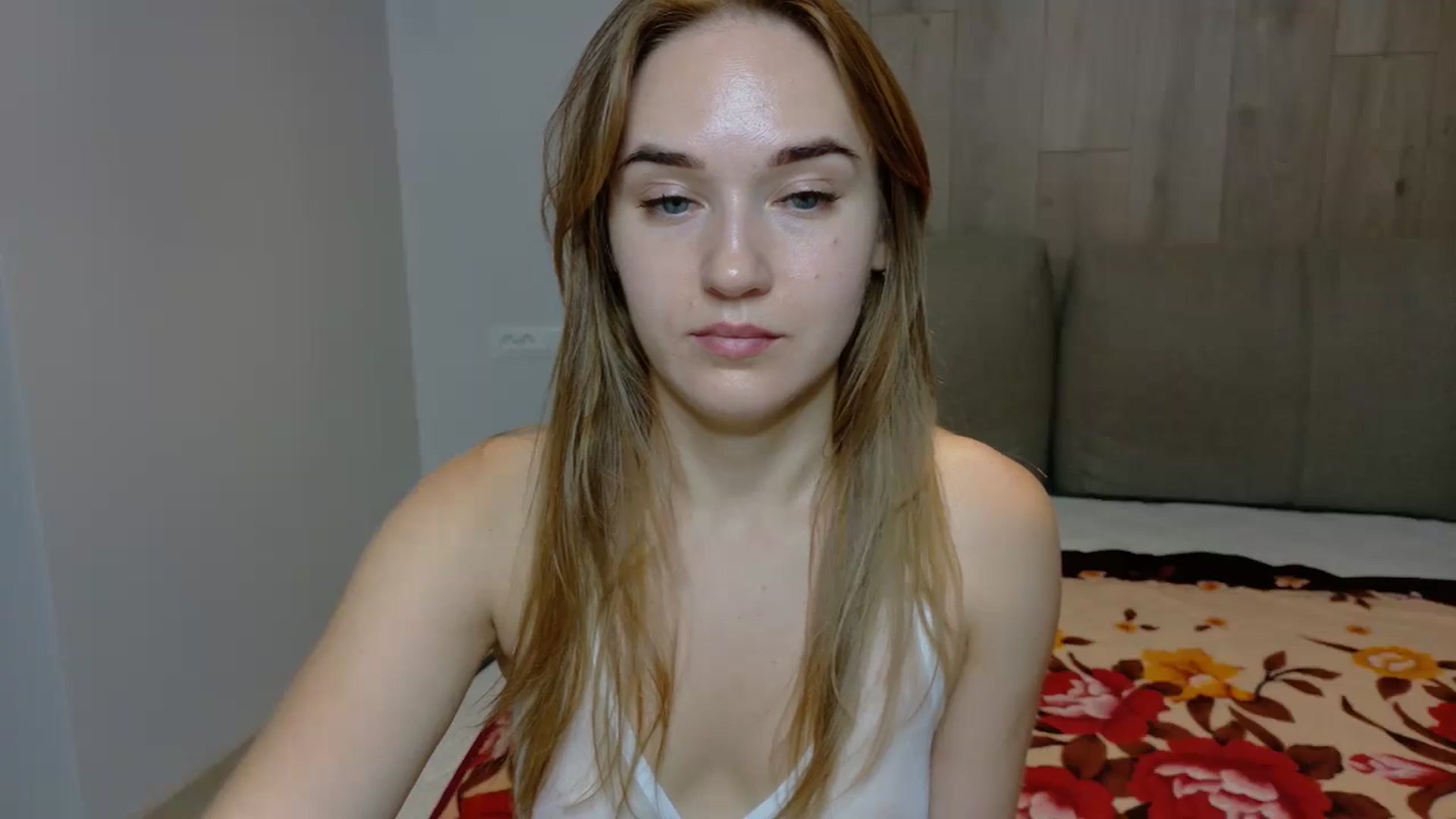 Gallery image thumbnail from samantamoons's myfreecams stream on, 09/10/2024, 21:21 image 10 of 20