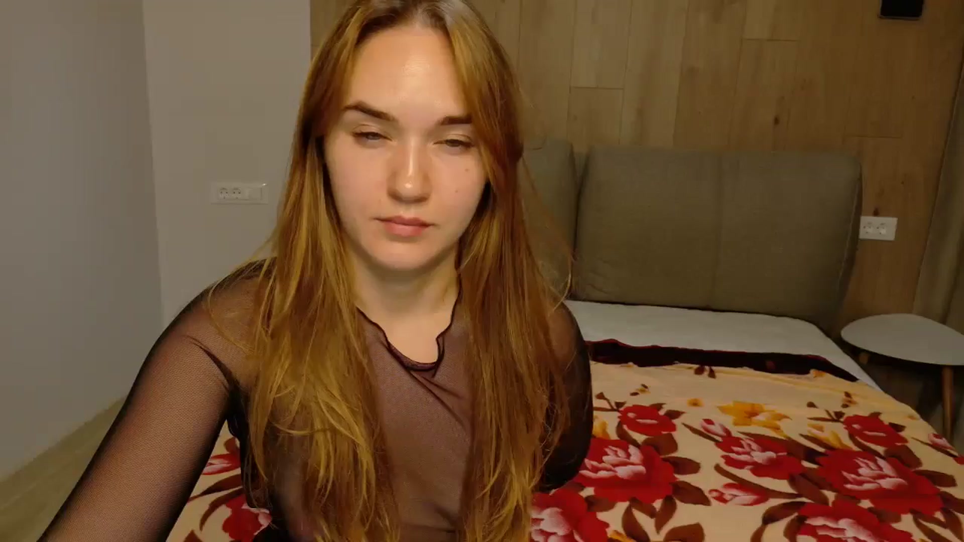 Gallery image thumbnail from samantamoons's myfreecams stream on, 09/17/2024, 06:10 image 4 of 20