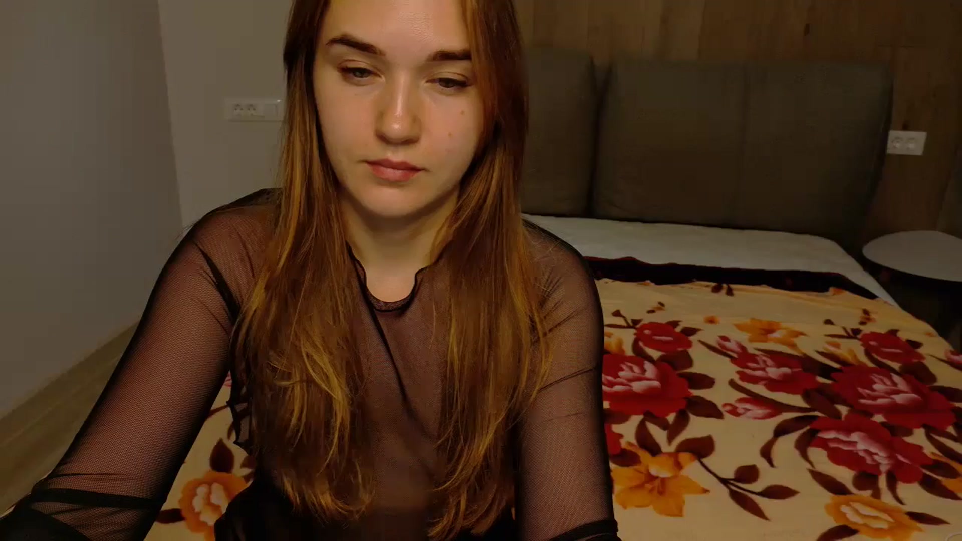 Gallery image thumbnail from samantamoons's myfreecams stream on, 09/17/2024, 06:10 image 8 of 20
