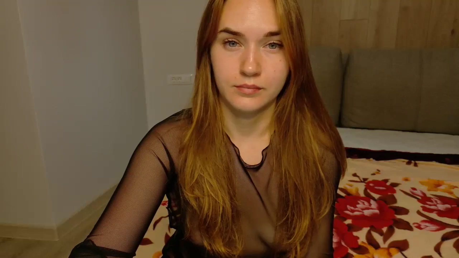 Gallery image thumbnail from samantamoons's myfreecams stream on, 09/17/2024, 06:10 image 17 of 20
