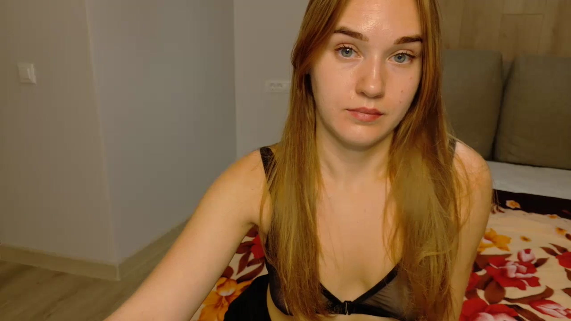 Gallery image thumbnail from samantamoons's myfreecams stream on, 09/17/2024, 22:48 image 20 of 20
