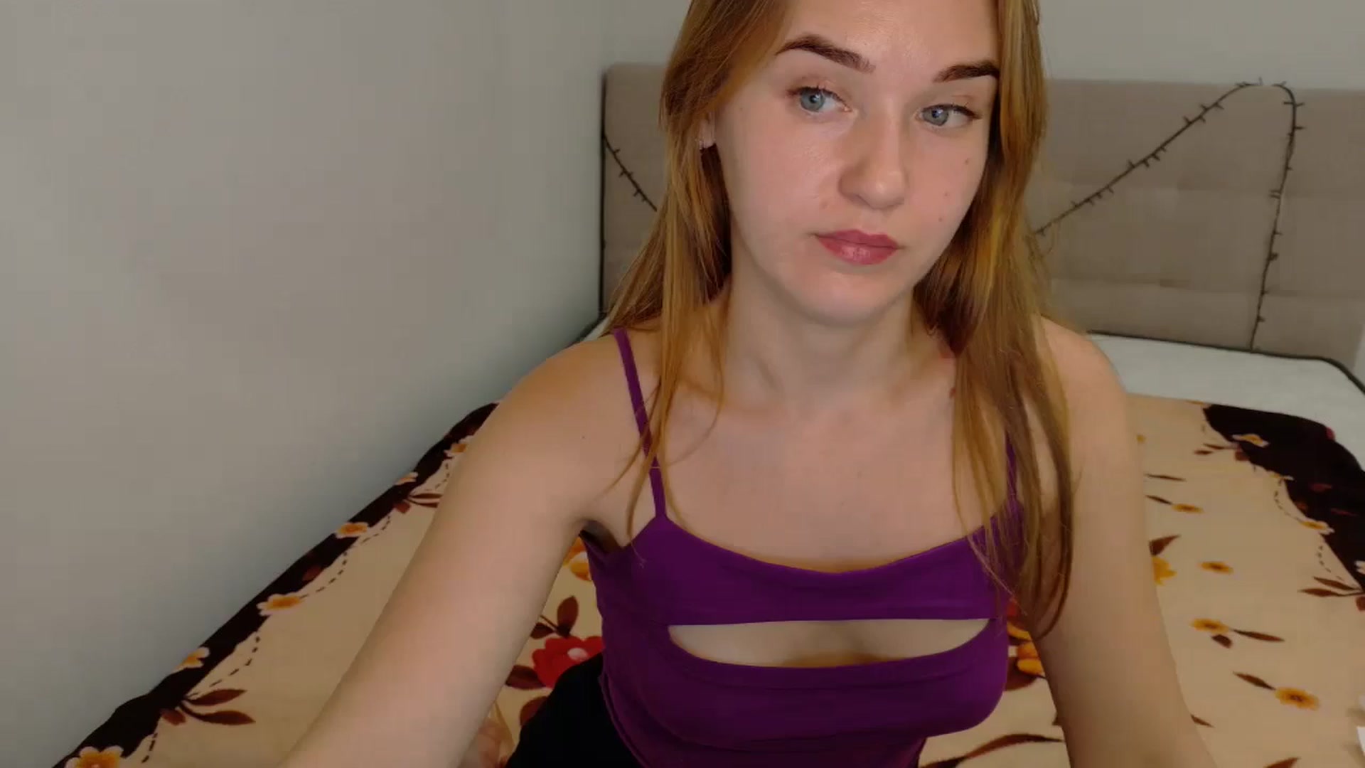 Gallery image thumbnail from samantamoons's myfreecams stream on, 09/18/2024, 21:06 image 15 of 20
