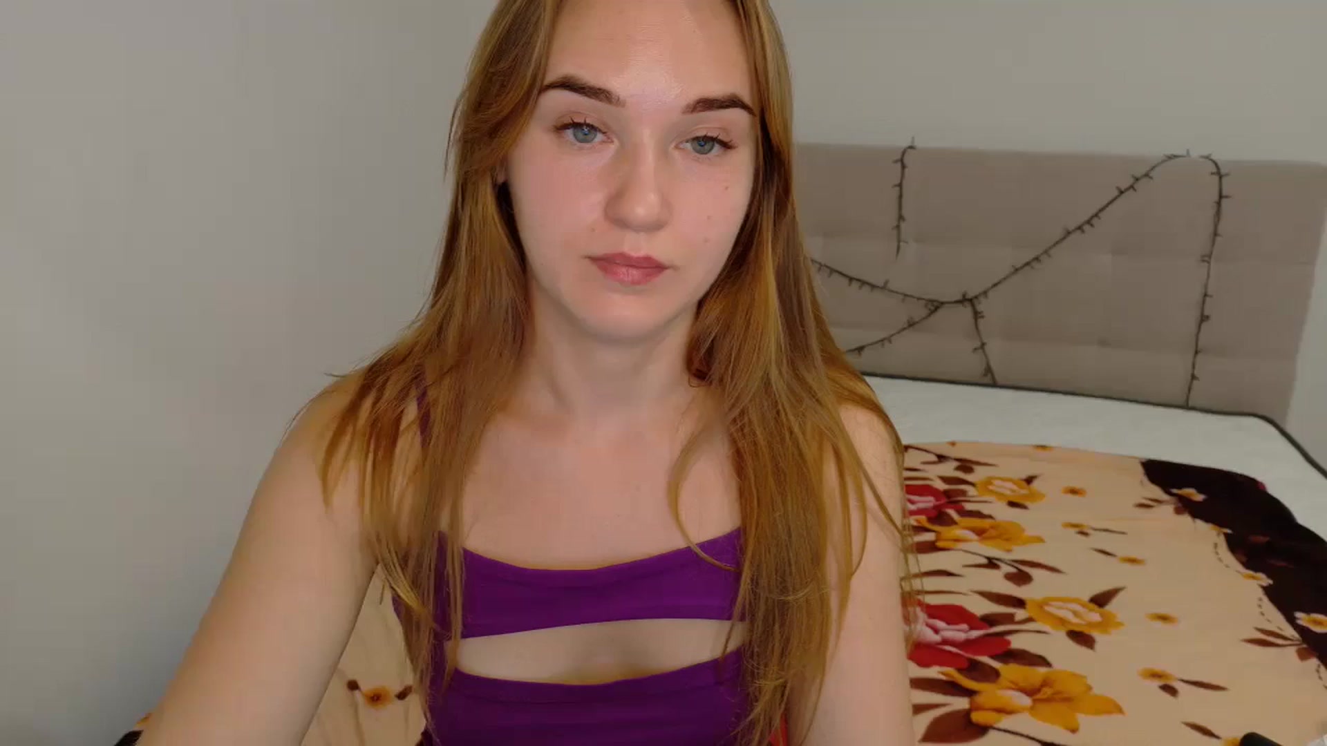 Gallery image thumbnail from samantamoons's myfreecams stream on, 09/18/2024, 22:04 image 2 of 20