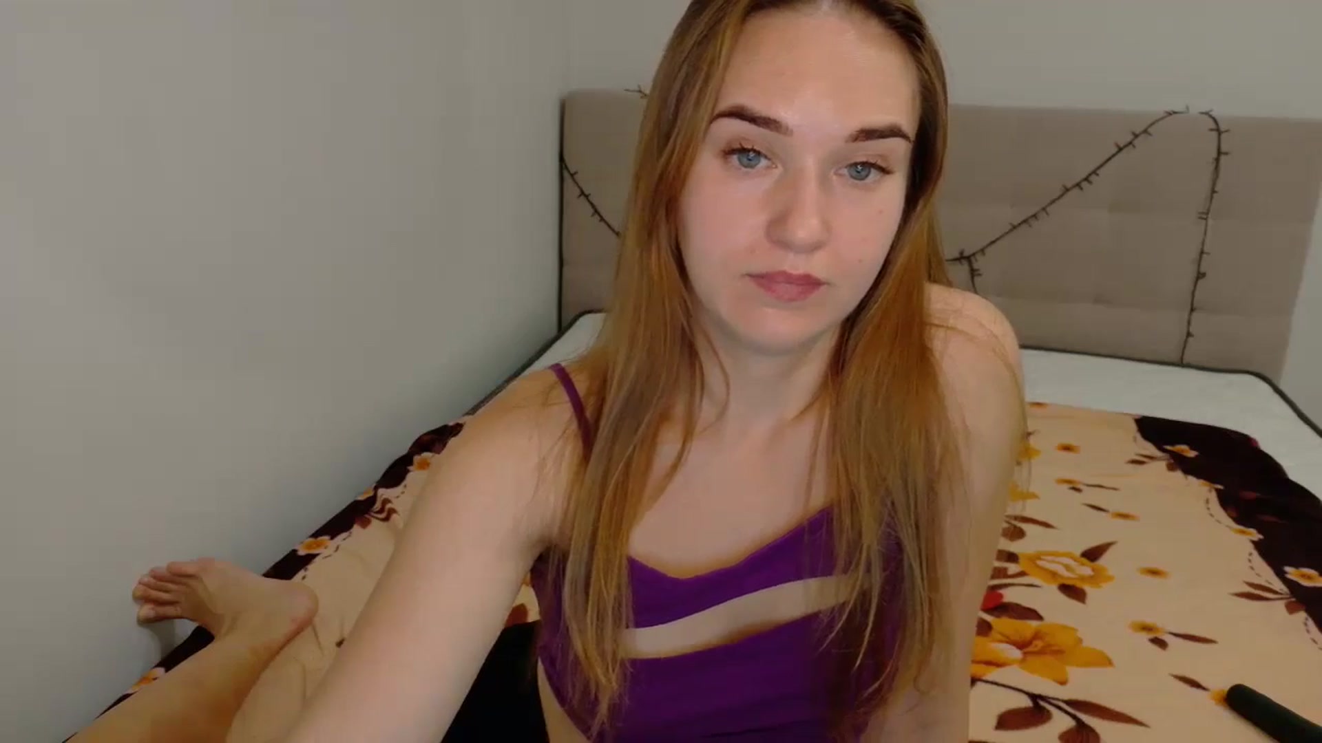 Gallery image thumbnail from samantamoons's myfreecams stream on, 09/18/2024, 22:44 image 14 of 20
