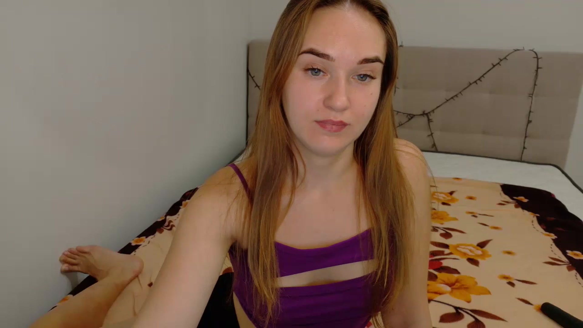 Gallery image thumbnail from samantamoons's myfreecams stream on, 09/18/2024, 22:44 image 9 of 20