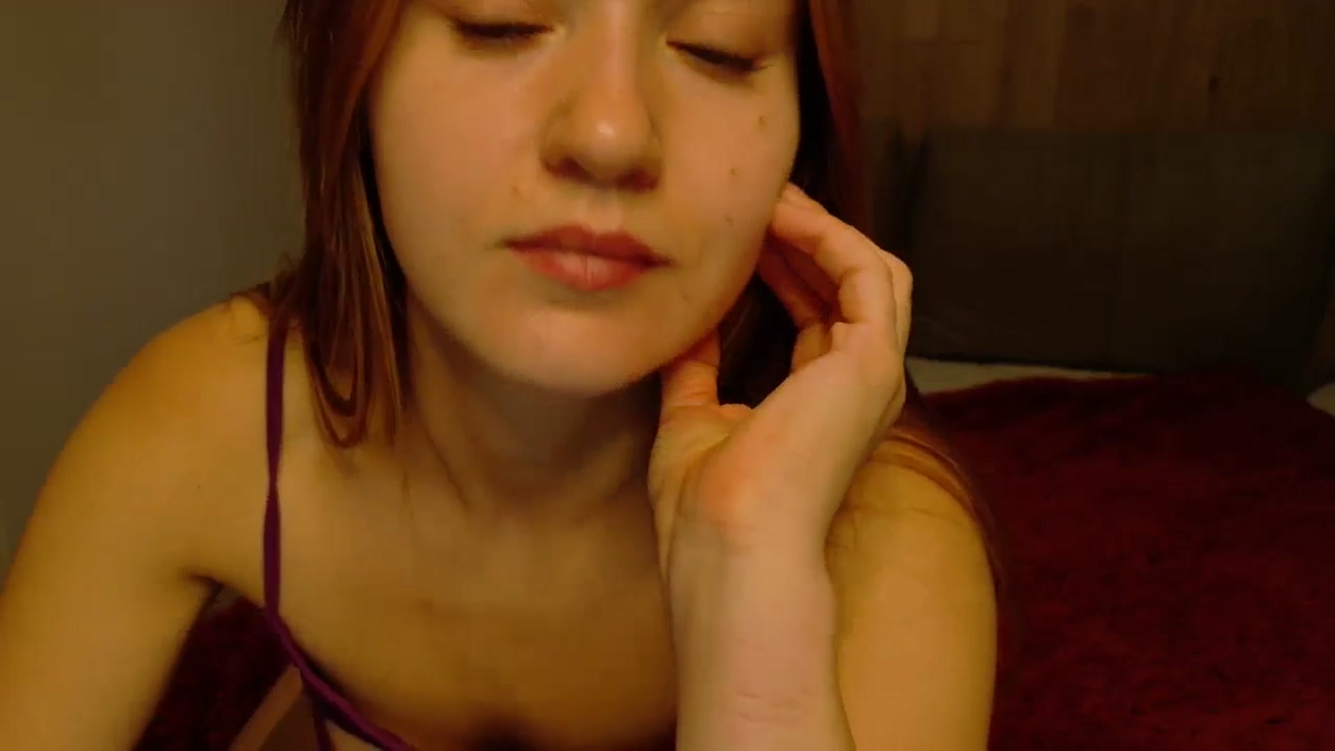 Gallery image thumbnail from samantamoons's myfreecams stream on, 09/20/2024, 24:31 image 16 of 20