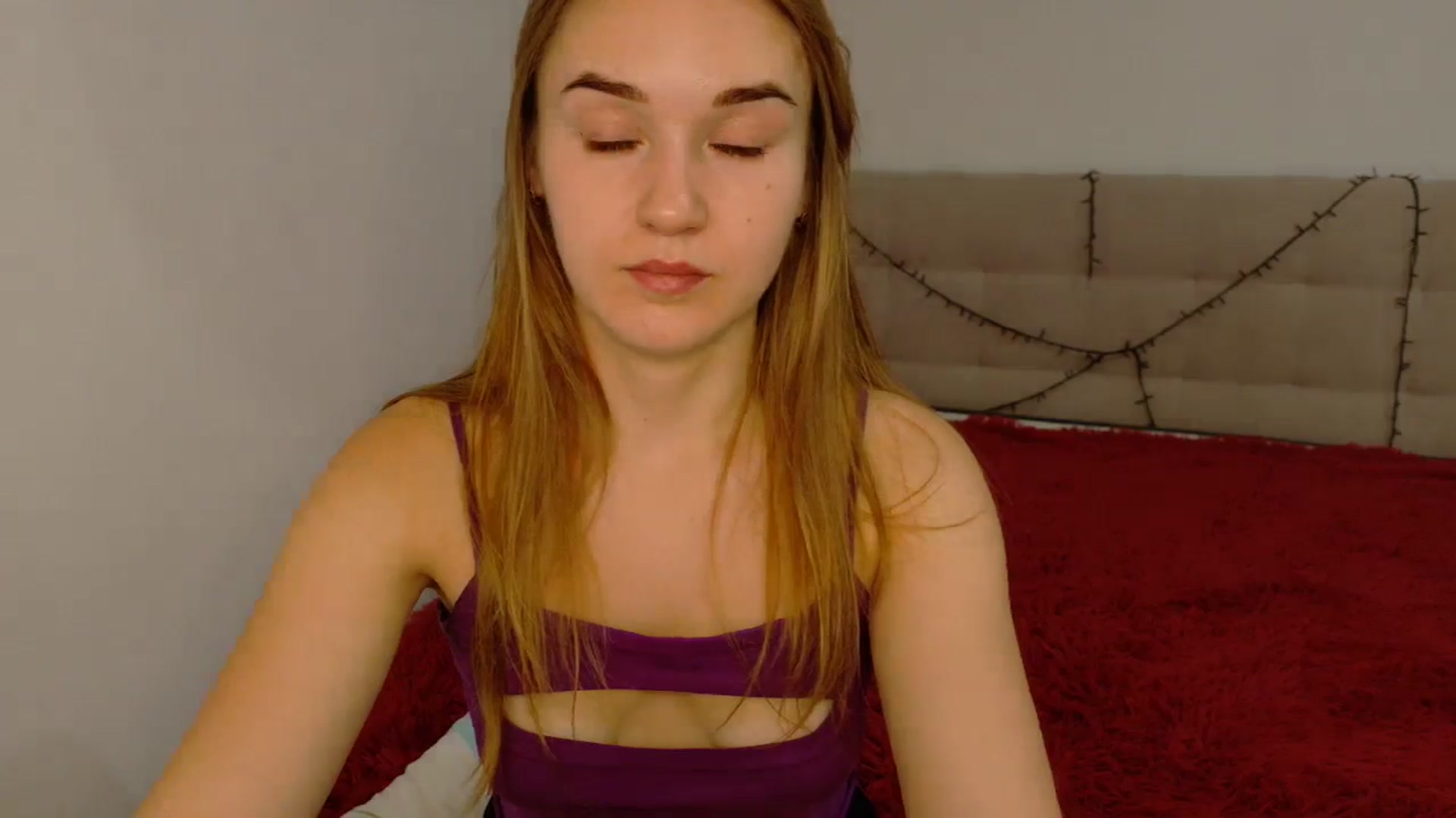 Gallery image thumbnail from samantamoons's myfreecams stream on, 09/25/2024, 22:10 image 2 of 20
