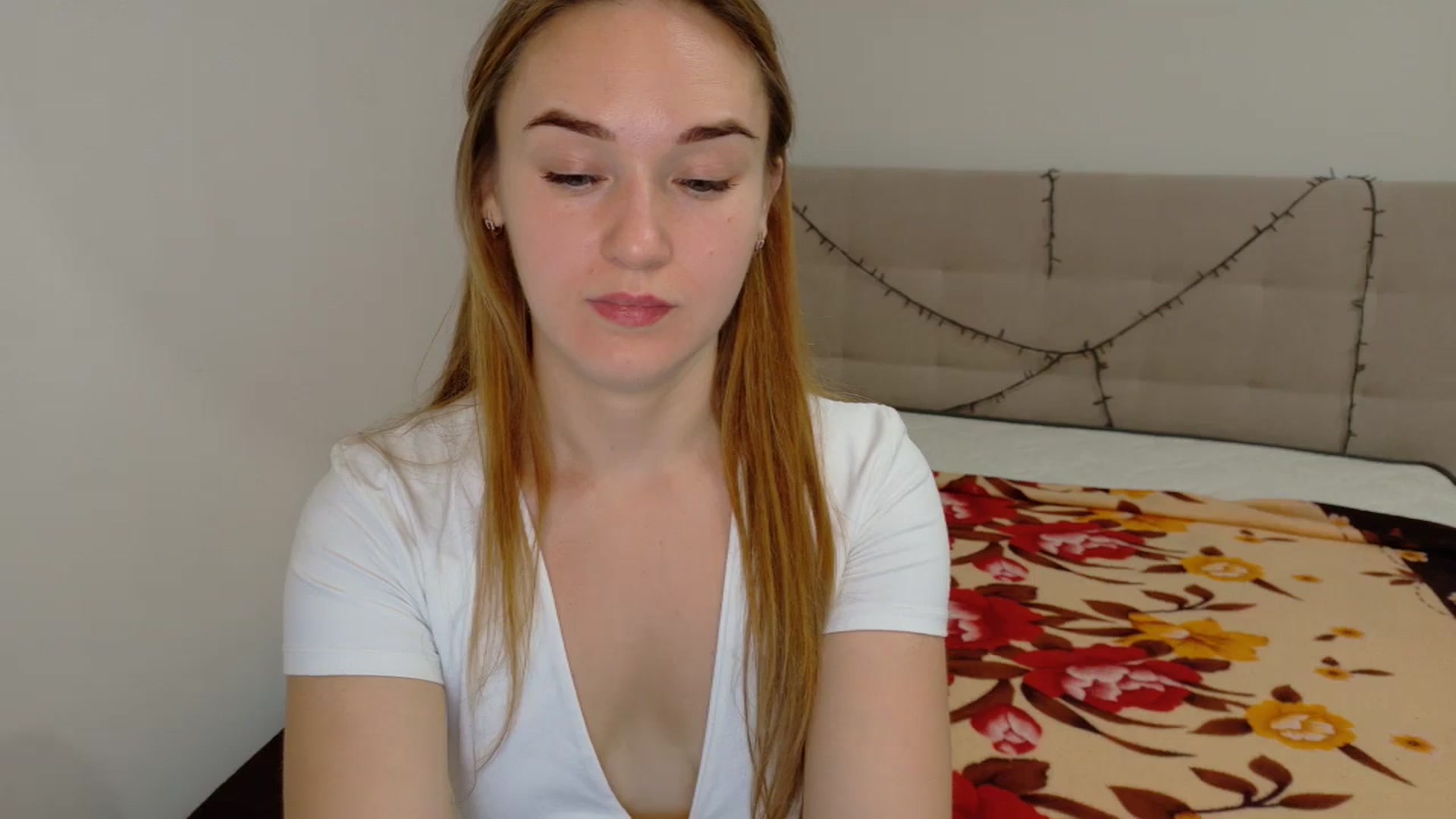Gallery image thumbnail from samantamoons's myfreecams stream on, 09/26/2024, 19:54 image 3 of 20
